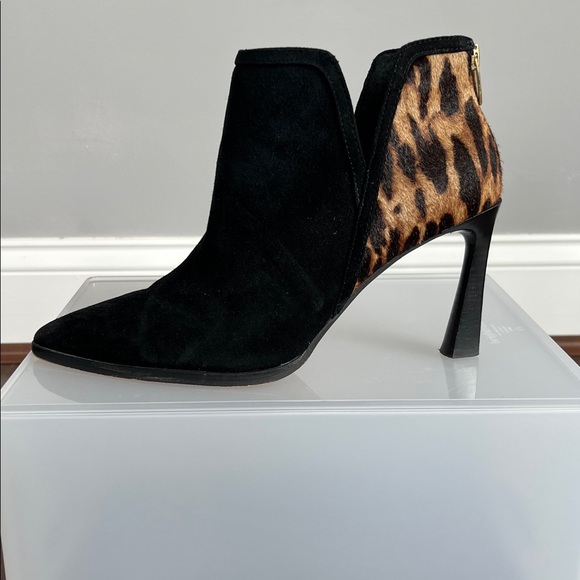 Vince Camuto Pentila Ankle Boots - Picture 3 of 11